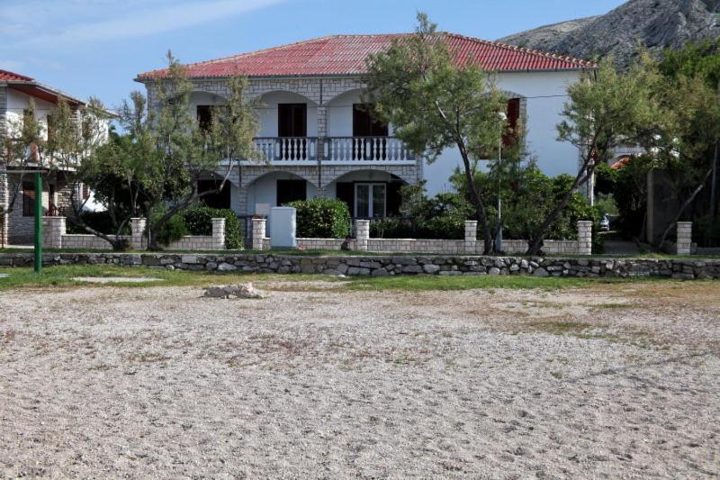 Rooms & Apartments Kaurloto Pag Town Exterior photo